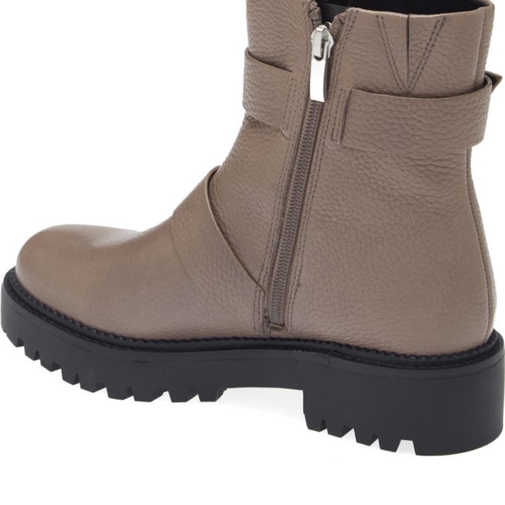 Macombs Water Resistant Moto Boot - Picture 3 of 6
